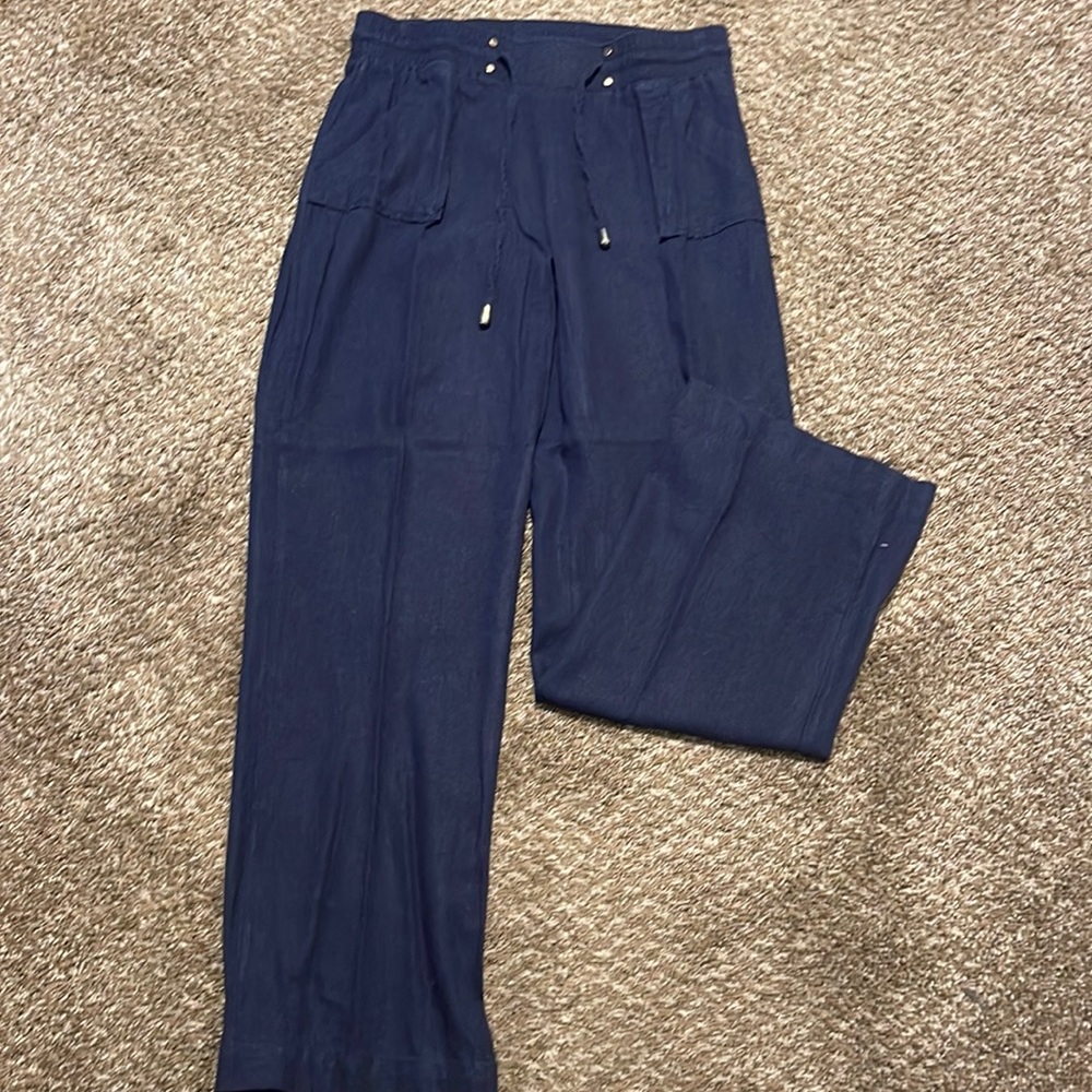 Blue flare beach/dress pants. Size medium.